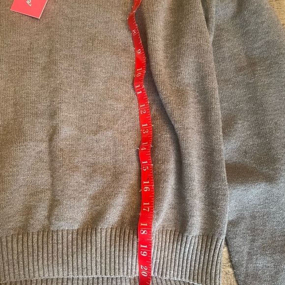 NWT Edikted Comfort Club V Neck Sweater M/L Gray Ribbed Details - Picture 5 of 7